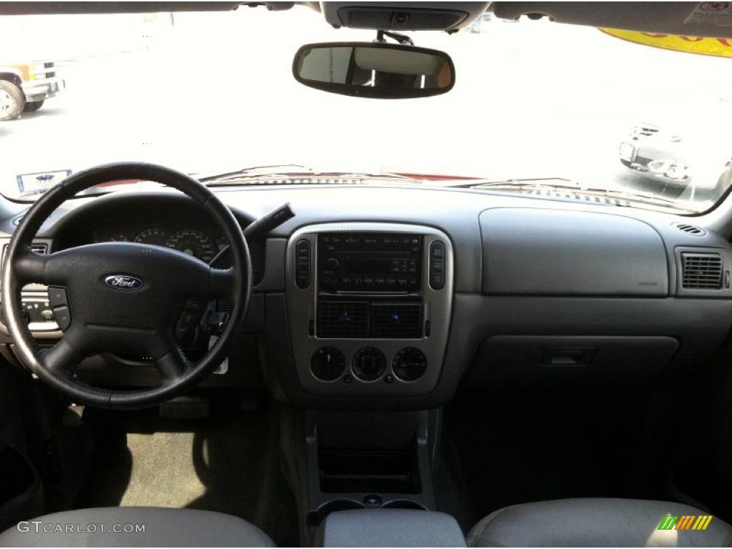 2005 Explorer XLT 4x4 - Redfire Metallic / Graphite photo #26