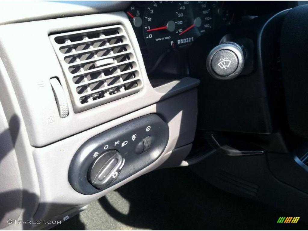 2005 Explorer XLT 4x4 - Redfire Metallic / Graphite photo #27