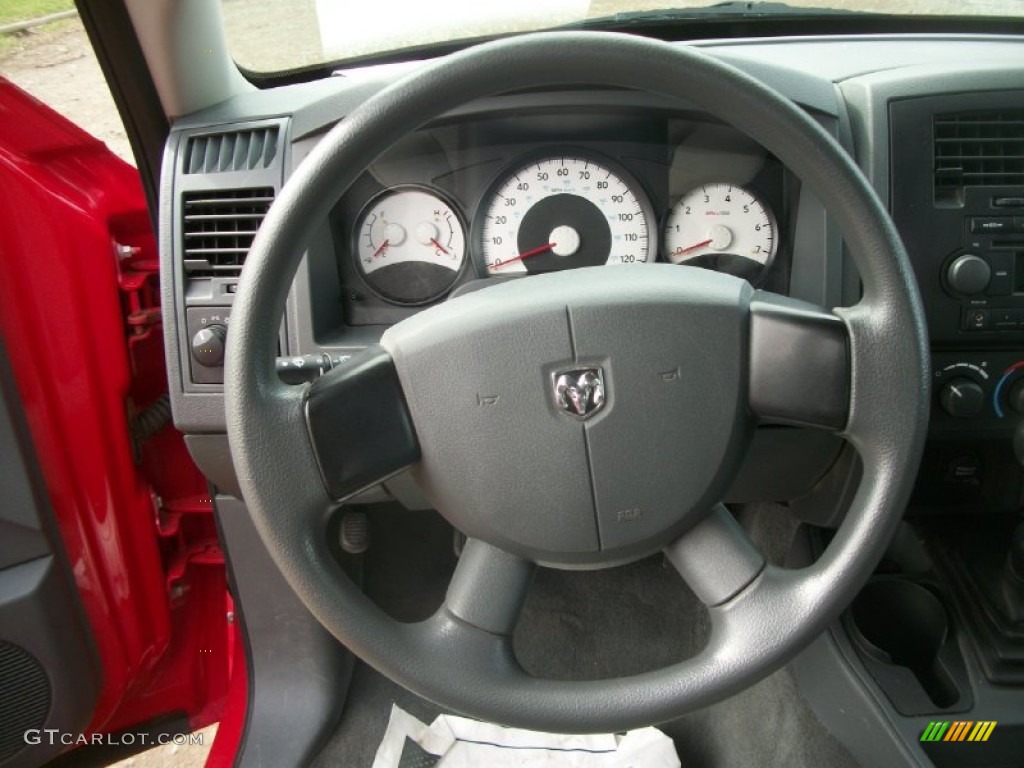 2007 Dodge Dakota ST Quad Cab 4x4 Medium Slate Gray Steering Wheel Photo #69810526