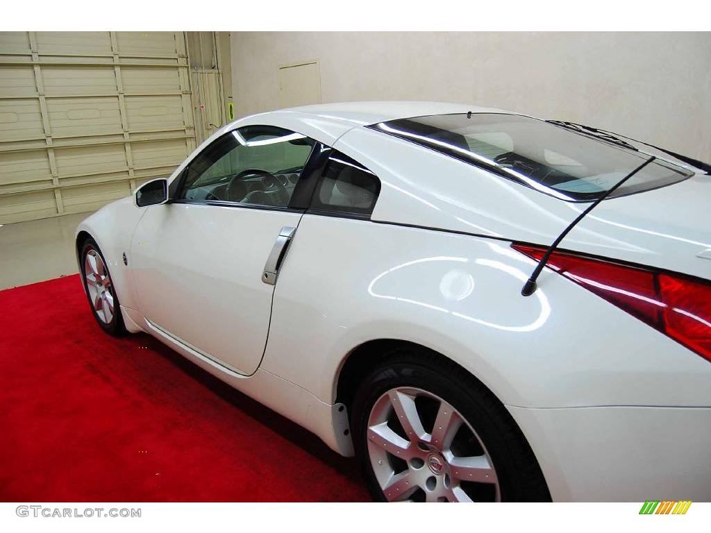 2004 350Z Touring Coupe - Pikes Peak White Pearl / Frost photo #9