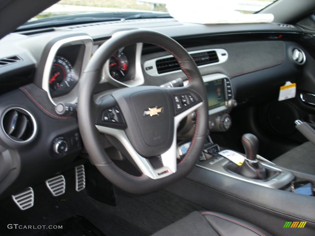 2013 Chevrolet Camaro ZL1 Black Dashboard Photo #69811645