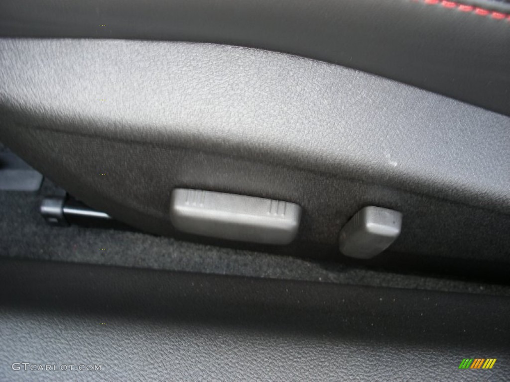 2013 Chevrolet Camaro ZL1 Controls Photo #69811816