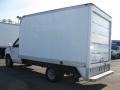 2003 Oxford White Ford E Series Cutaway E350 Commercial Moving Truck  photo #3