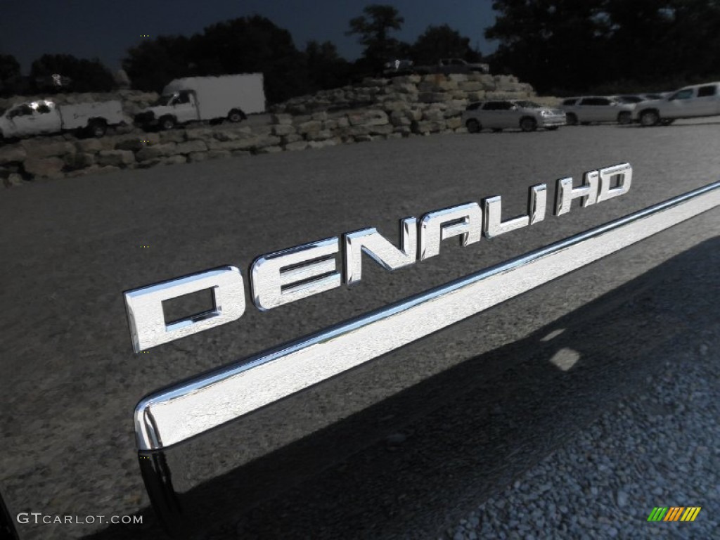 2013 GMC Sierra 2500HD Denali Crew Cab 4x4 Marks and Logos Photo #69812674