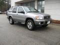 2001 Sierra Silver Metallic Nissan Pathfinder SE 4x4  photo #1