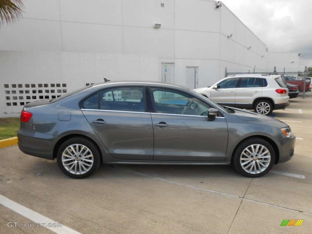 Platinum Gray Metallic 2013 Volkswagen Jetta SEL Sedan Exterior Photo #69815200