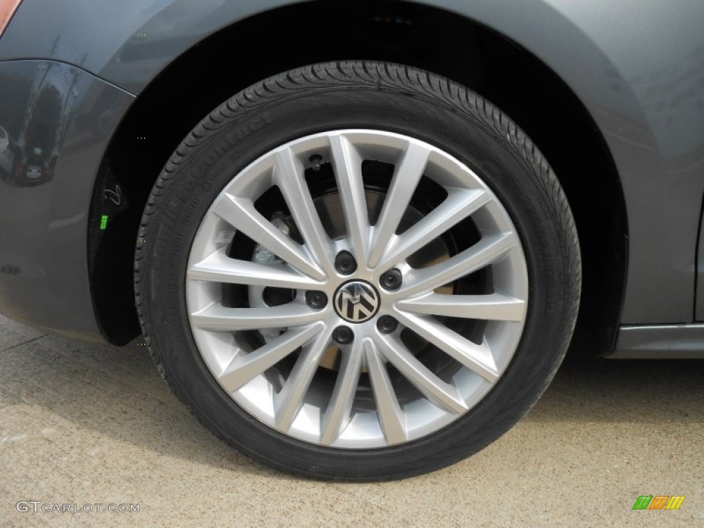 2013 Volkswagen Jetta SEL Sedan Wheel Photo #69815207