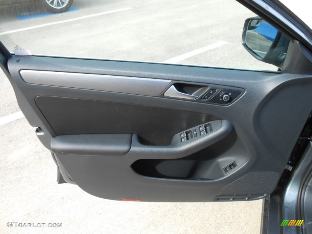 2013 Volkswagen Jetta SEL Sedan Titan Black Door Panel Photo #69815218