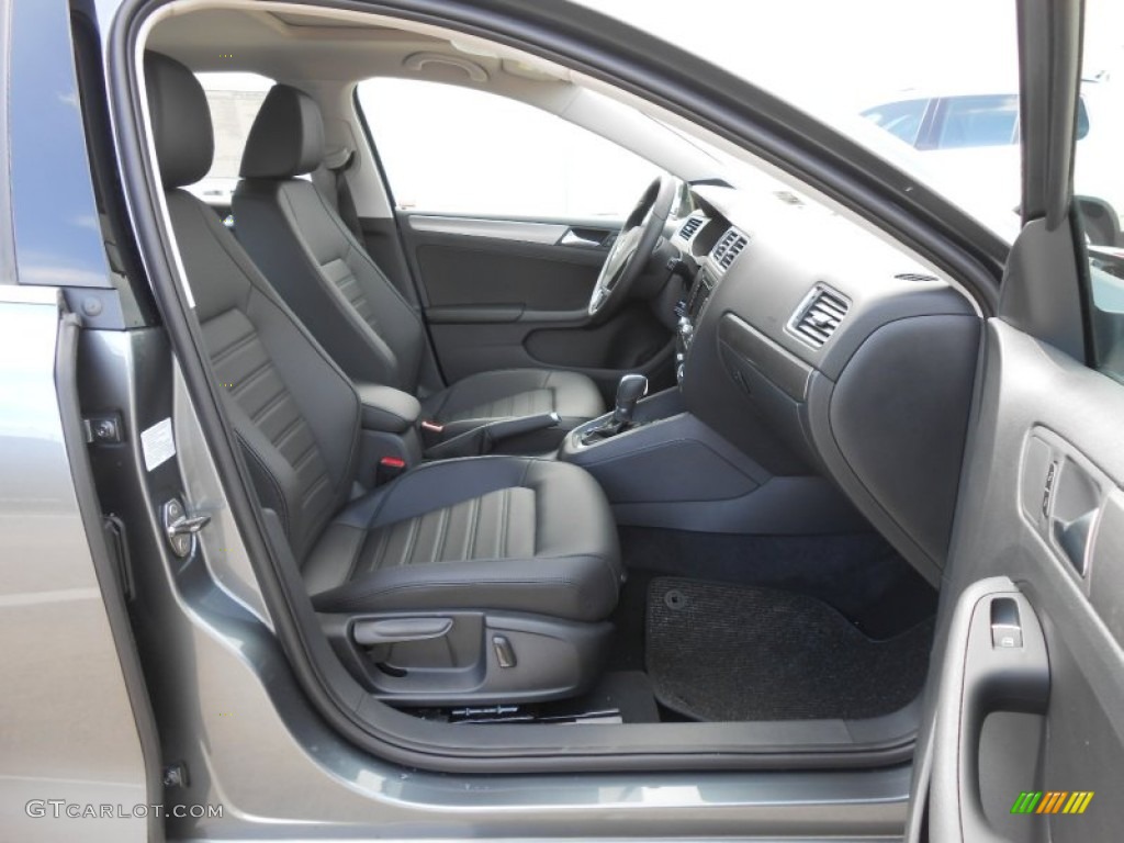 Titan Black Interior 2013 Volkswagen Jetta SEL Sedan Photo #69815242