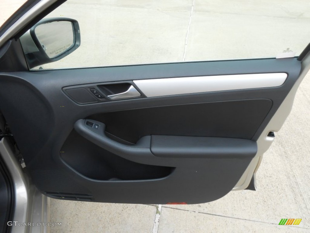 2013 Jetta SE Sedan - Moonrock Silver Metallic / Titan Black photo #12