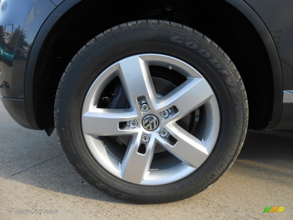 2013 Touareg TDI Lux 4XMotion - Galapagos Metallic / Cornsilk Beige photo #9