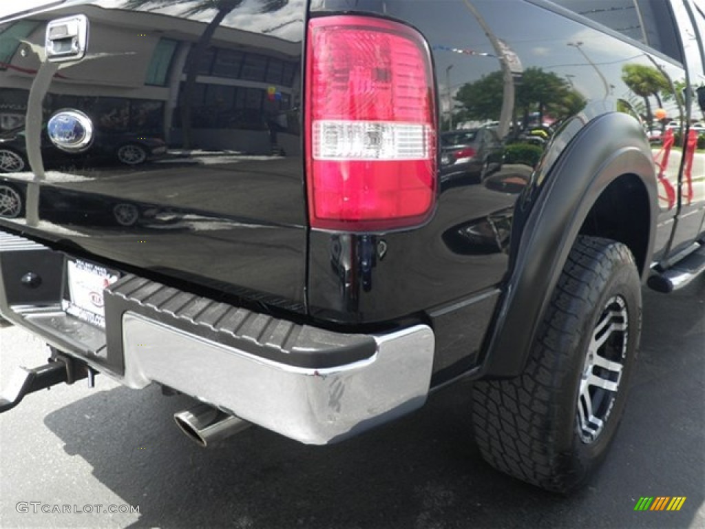 2006 F150 XLT SuperCab - Black / Medium/Dark Flint photo #18