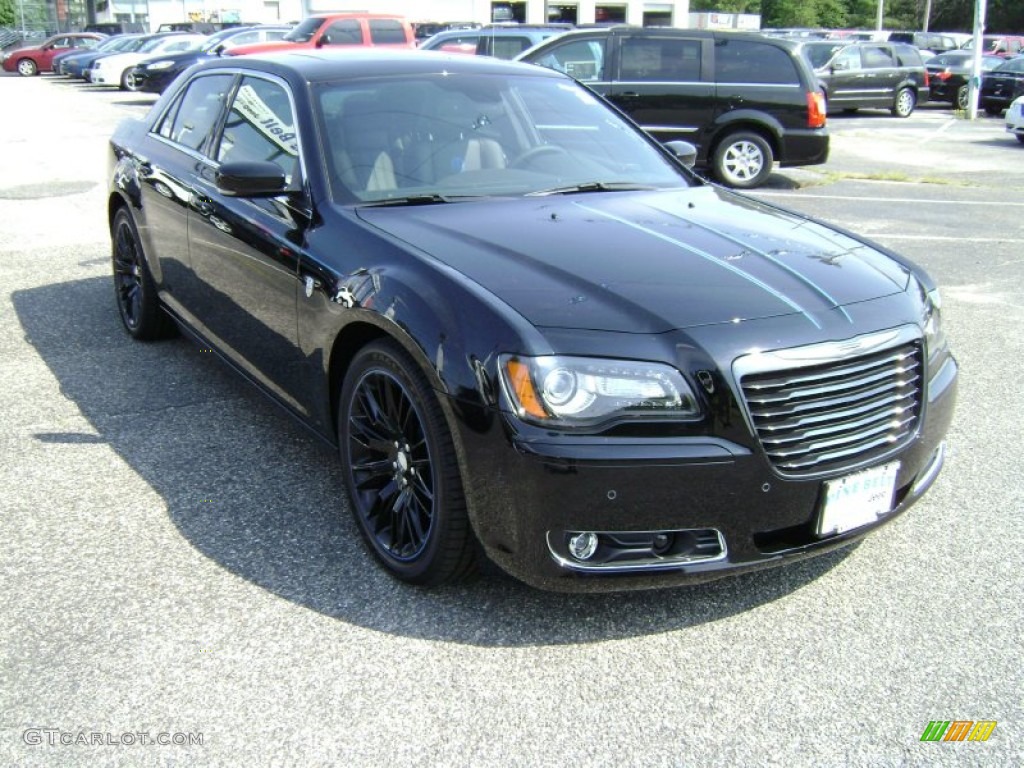 2012 300 S Mopar 