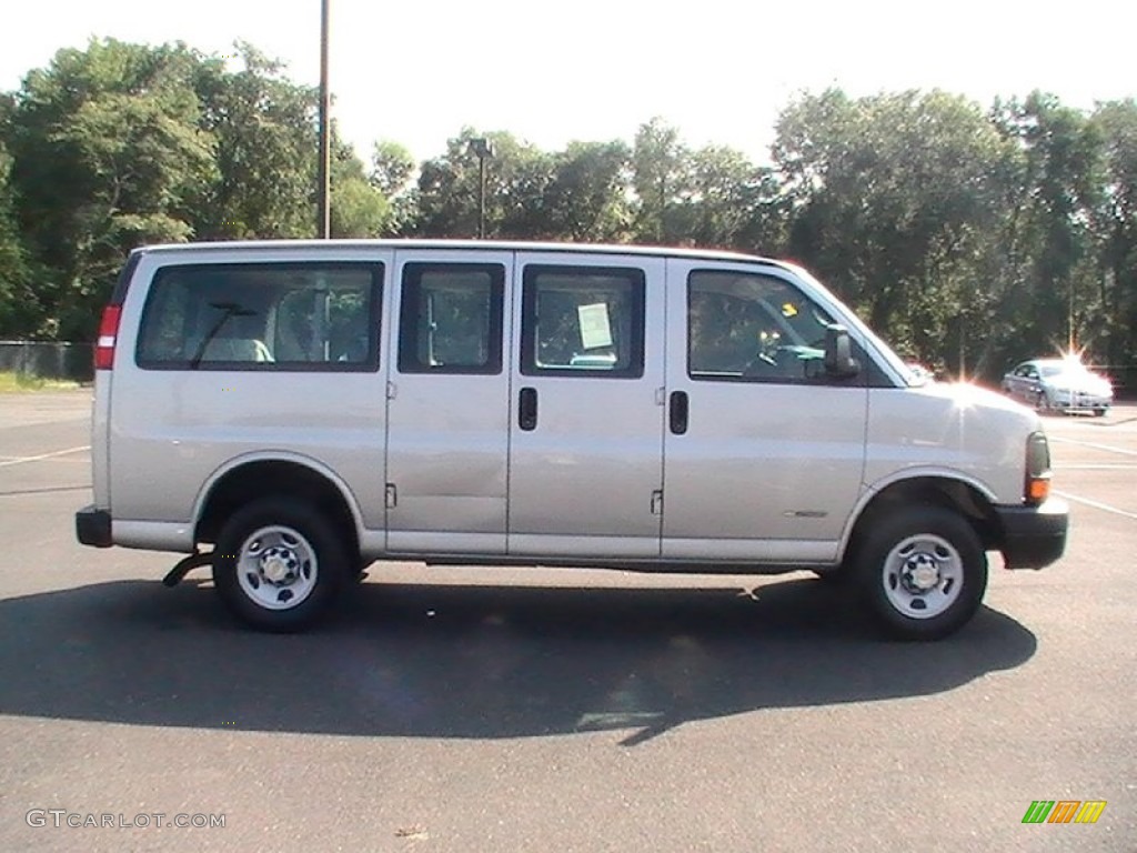 2005 Express 1500 Passenger Van - Silver Birch Metallic / Medium Dark Pewter photo #7