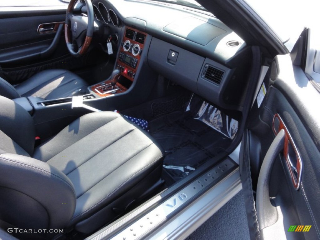 2003 SLK 320 Roadster - Brilliant Silver Metallic / Charcoal photo #19