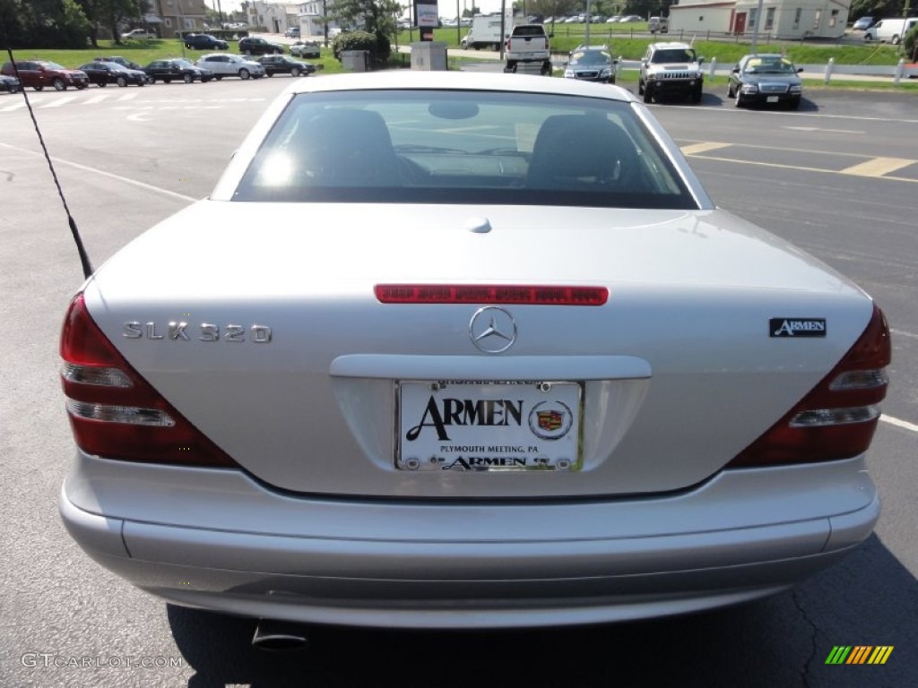 2003 SLK 320 Roadster - Brilliant Silver Metallic / Charcoal photo #33