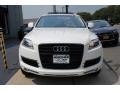 Calla White - Q7 3.6 Premium quattro Photo No. 2
