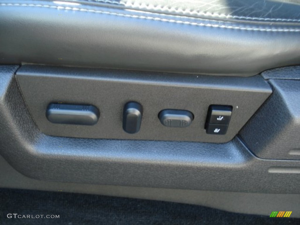 2011 F150 FX4 SuperCrew 4x4 - Ingot Silver Metallic / Black photo #16