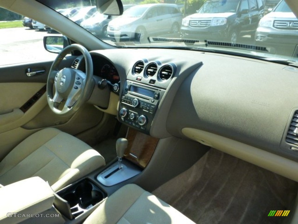2007 Altima Hybrid - Metallic Jade / Blond photo #11