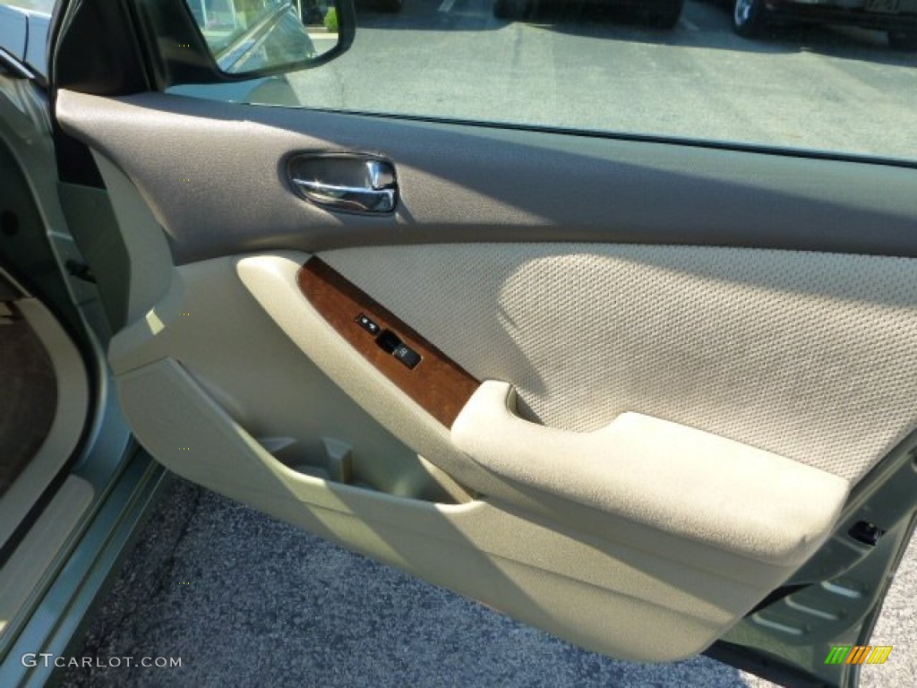 2007 Altima Hybrid - Metallic Jade / Blond photo #12