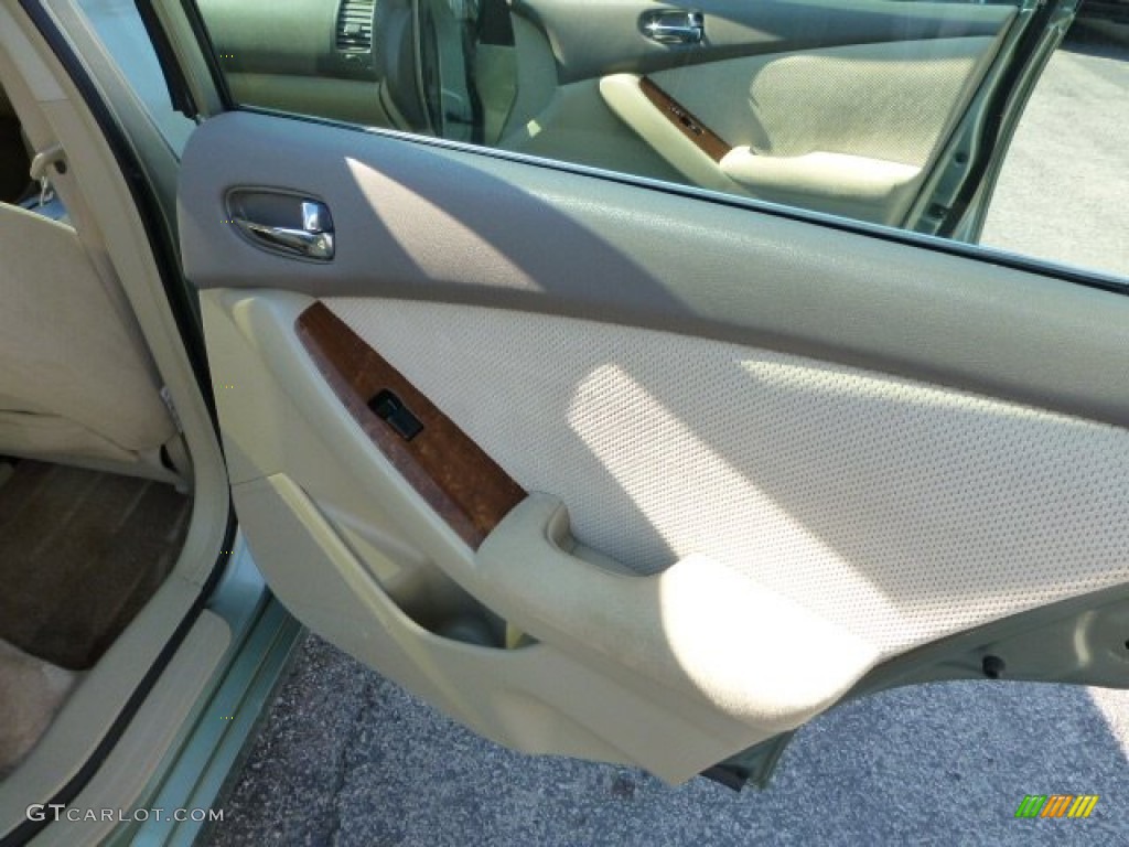 2007 Altima Hybrid - Metallic Jade / Blond photo #14