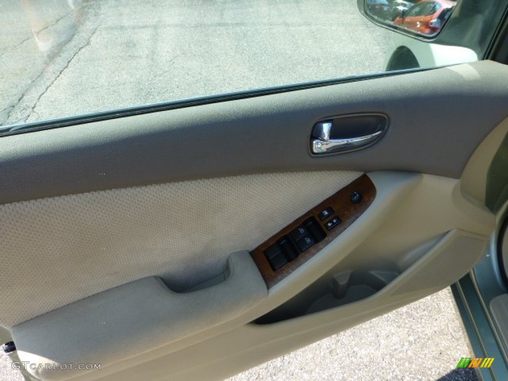2007 Altima Hybrid - Metallic Jade / Blond photo #19