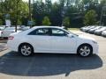 Super White - Camry SE Photo No. 6