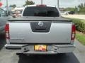 2009 Radiant Silver Nissan Frontier LE Crew Cab  photo #5