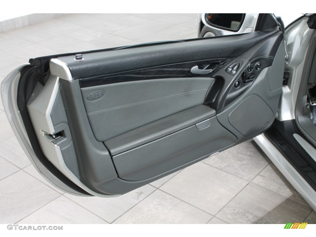 2005 Mercedes-Benz SL 55 AMG Roadster Charcoal Door Panel Photo #69824267