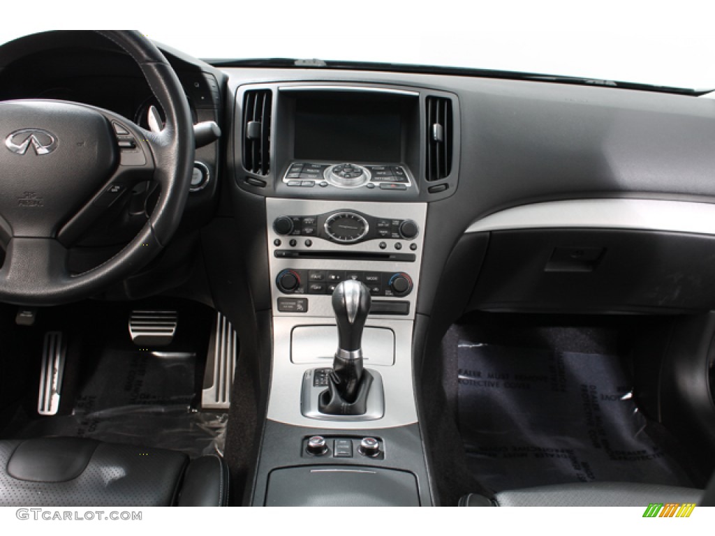 2009 Infiniti G 37 x S Sedan Controls Photo #69825400