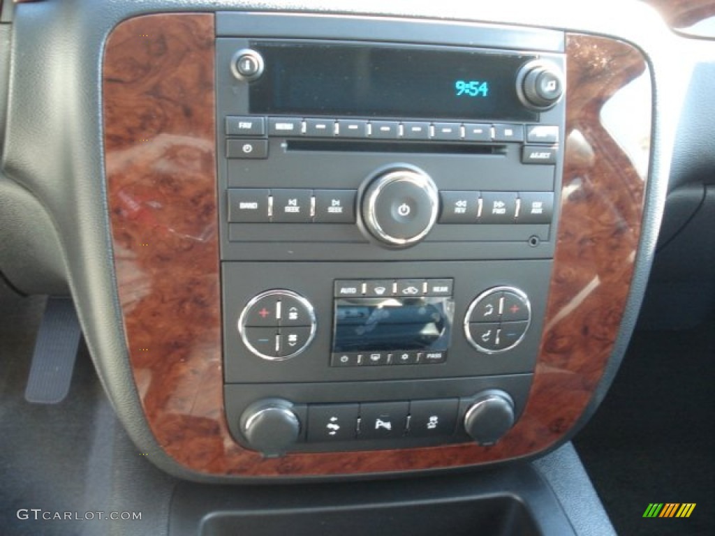 2013 Chevrolet Tahoe LT 4x4 Controls Photo #69826159