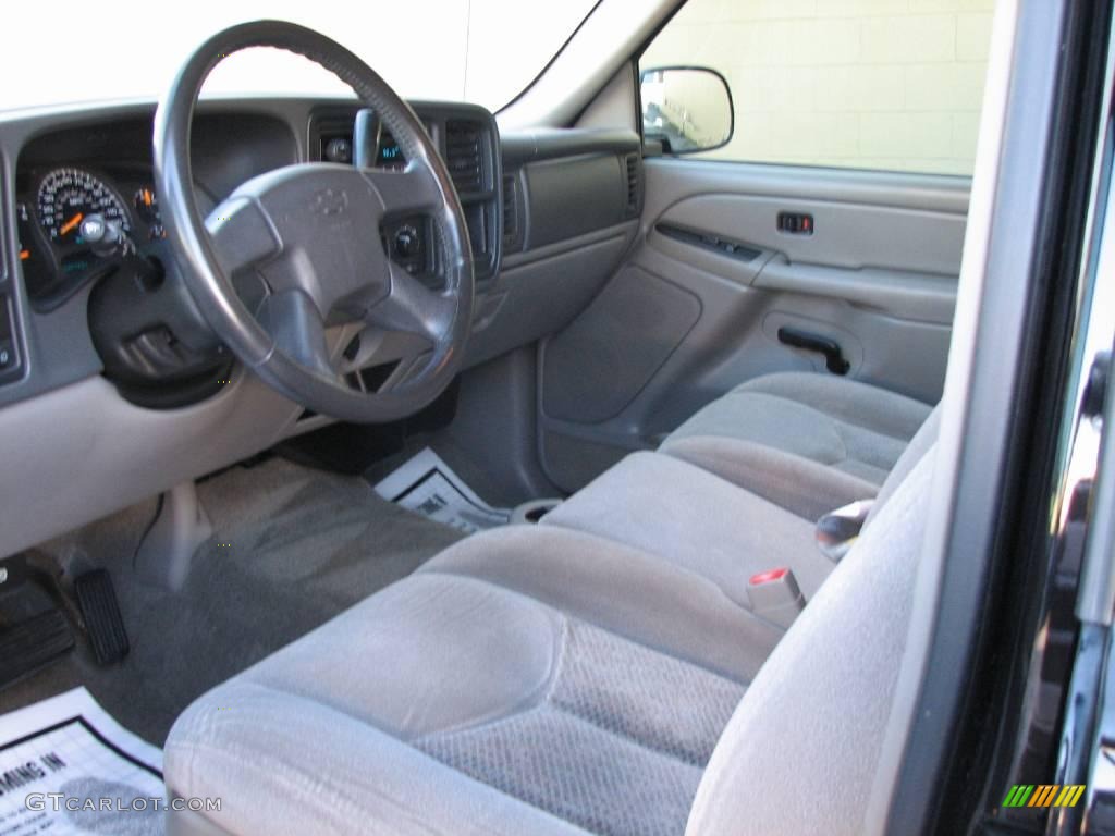 2004 Tahoe LS - Black / Gray/Dark Charcoal photo #8