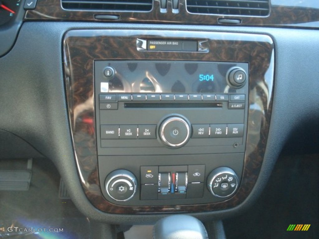 2013 Impala LT - Silver Ice Metallic / Ebony photo #16