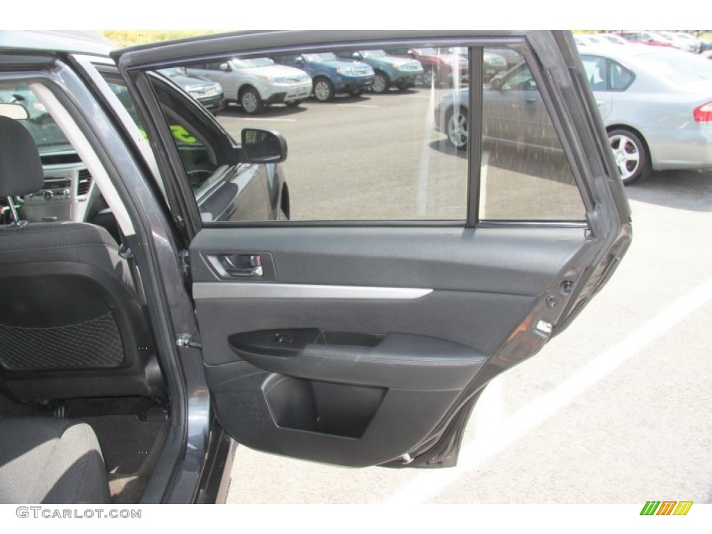 2011 Outback 2.5i Premium Wagon - Graphite Gray Metallic / Off Black photo #19