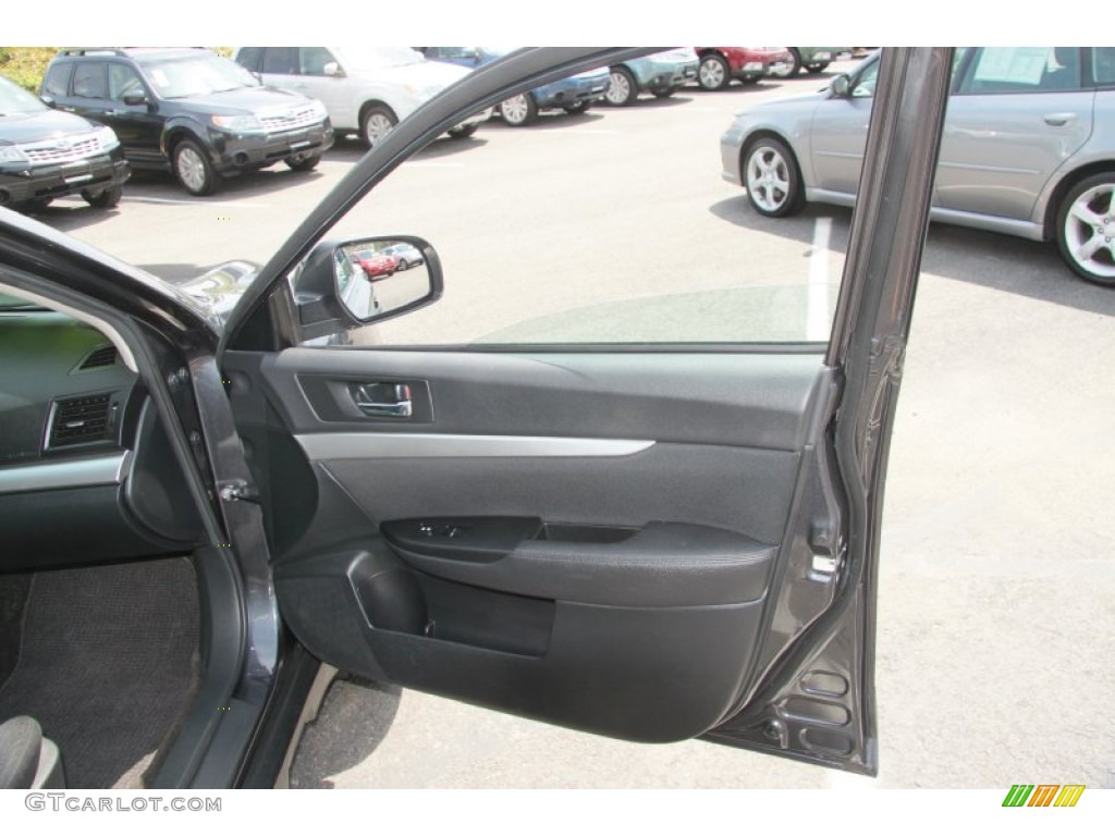 2011 Outback 2.5i Premium Wagon - Graphite Gray Metallic / Off Black photo #20