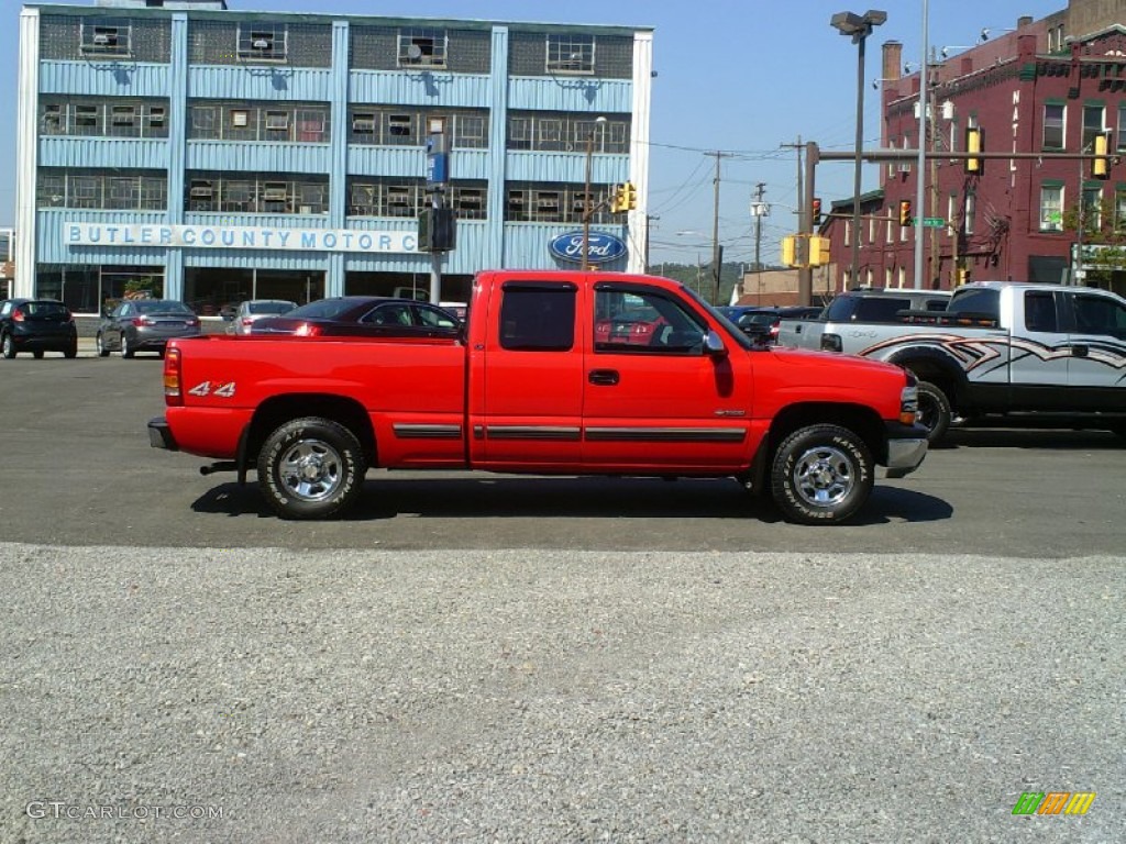 Victory Red 1999 Chevrolet Silverado 1500 LS Extended Cab 4x4 Exterior Photo #69829372