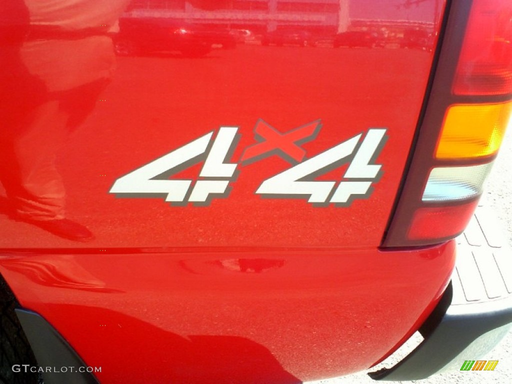 1999 Silverado 1500 LS Extended Cab 4x4 - Victory Red / Graphite photo #13