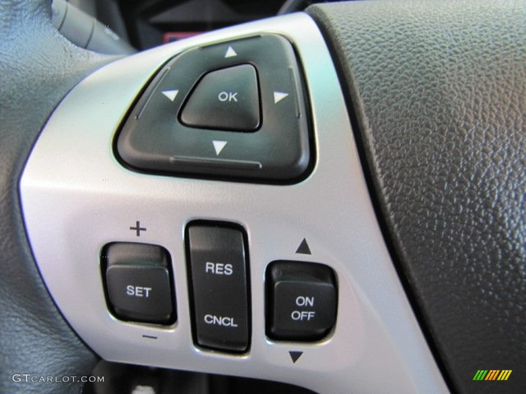 2013 Ford Explorer XLT Controls Photo #69830488