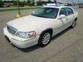 Vibrant White 2004 Lincoln Town Car Ultimate