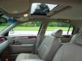 2004 Vibrant White Lincoln Town Car Ultimate  photo #12