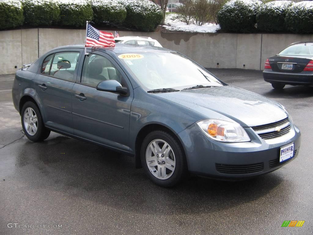 2005 Cobalt LS Sedan - Blue Granite Metallic / Ebony photo #8