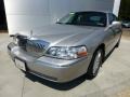 Silver Birch Metallic - Town Car Signature Limited Photo No. 8