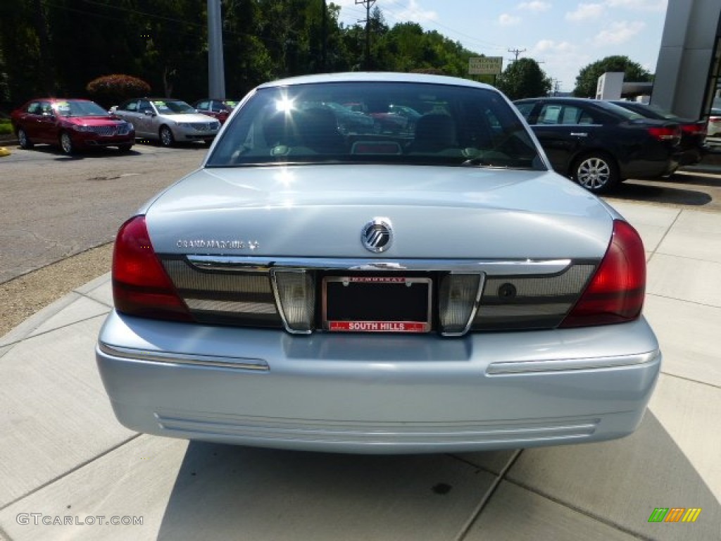 2006 Grand Marquis LS Ultimate - Light Ice Blue Metallic / Charcoal Black photo #4