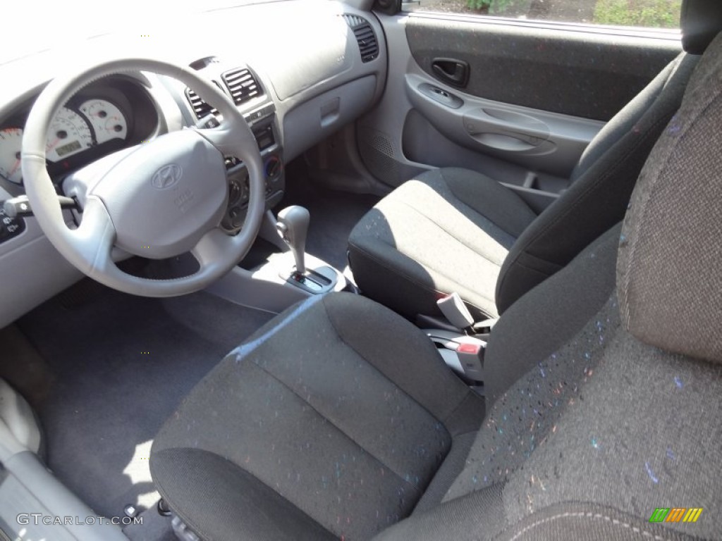 2004 Accent GL Coupe - Stormy Gray / Gray photo #11
