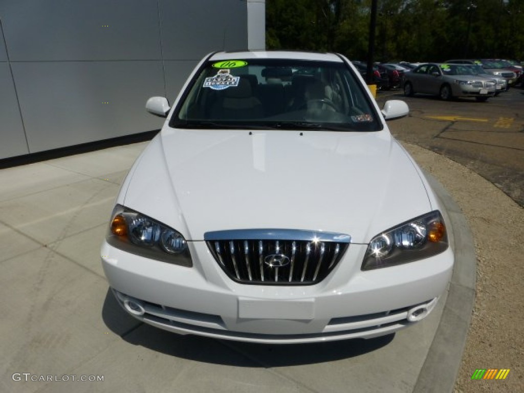 2006 Elantra Limited Sedan - Nordic White / Beige photo #8
