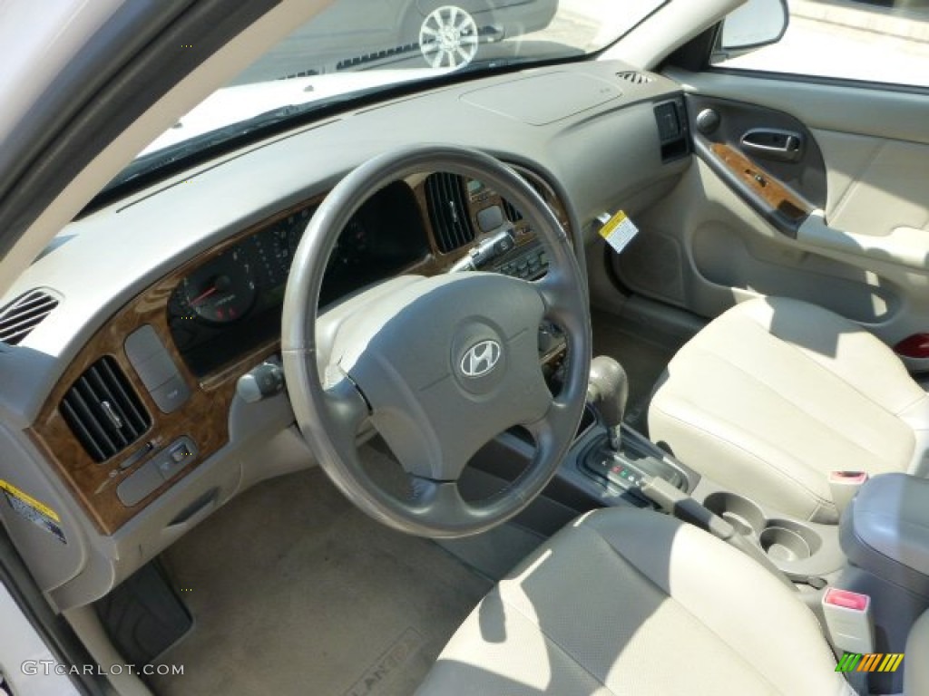 2006 Elantra Limited Sedan - Nordic White / Beige photo #20
