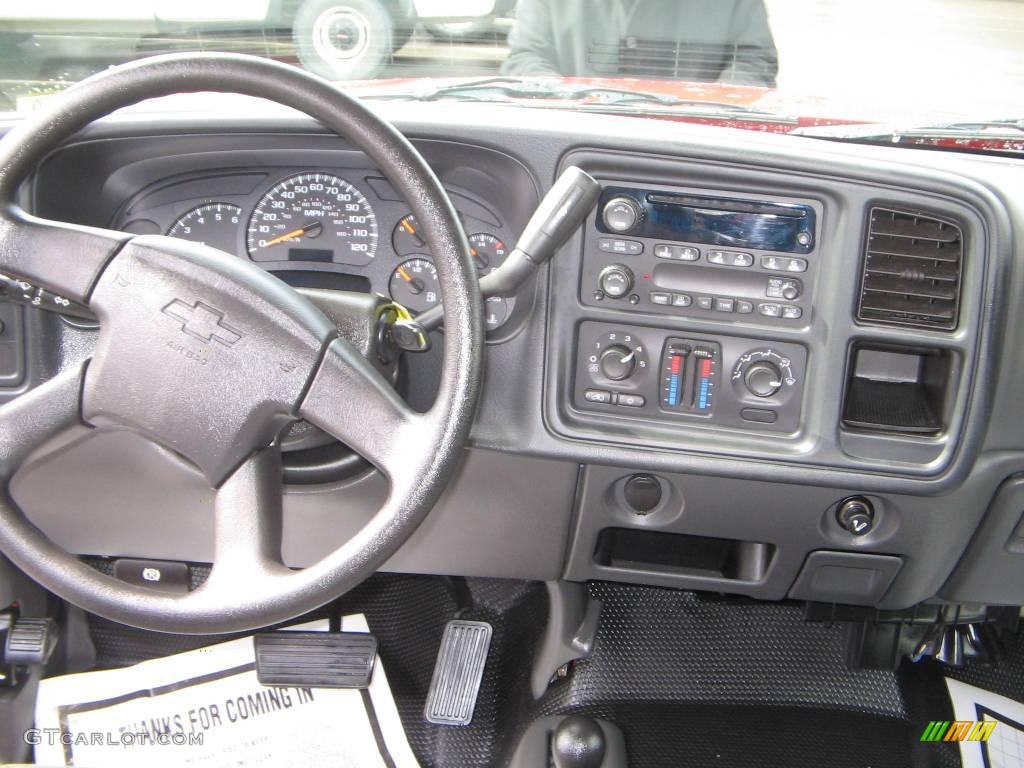 2005 Silverado 1500 Z71 Extended Cab 4x4 - Victory Red / Dark Charcoal photo #9