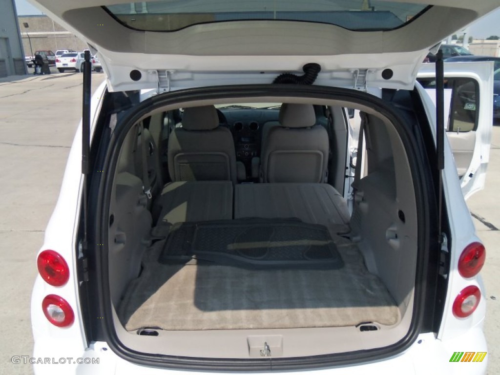 2011 HHR LT - Arctic Ice White / Gray photo #17