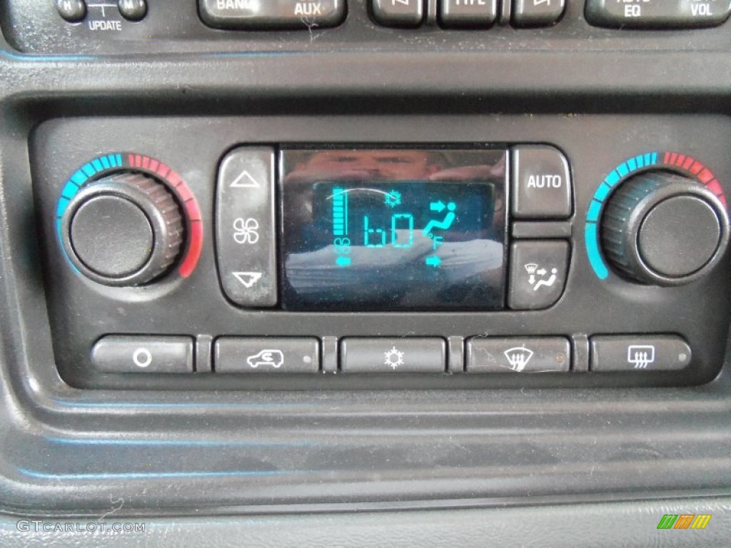 2005 Tahoe Z71 4x4 - Black / Tan/Neutral photo #19