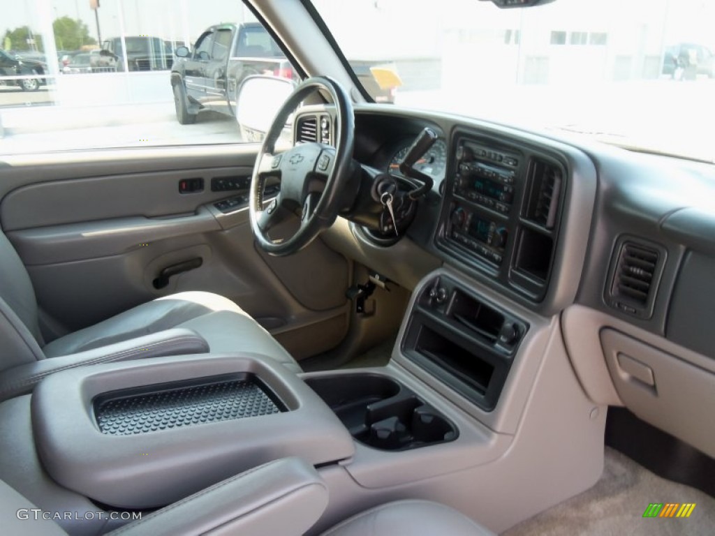 2005 Tahoe Z71 4x4 - Black / Tan/Neutral photo #32